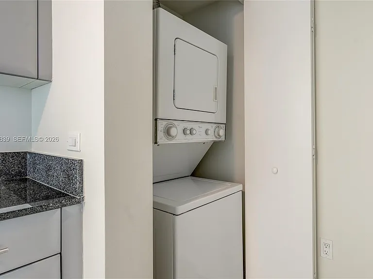 1871 NW South River Dr #802 — Photo 21