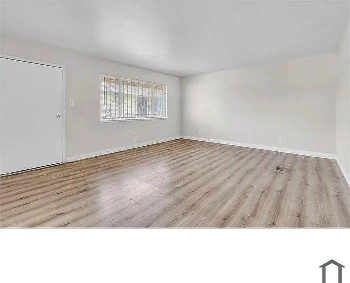 128 Catron Dr #D — Photo 13