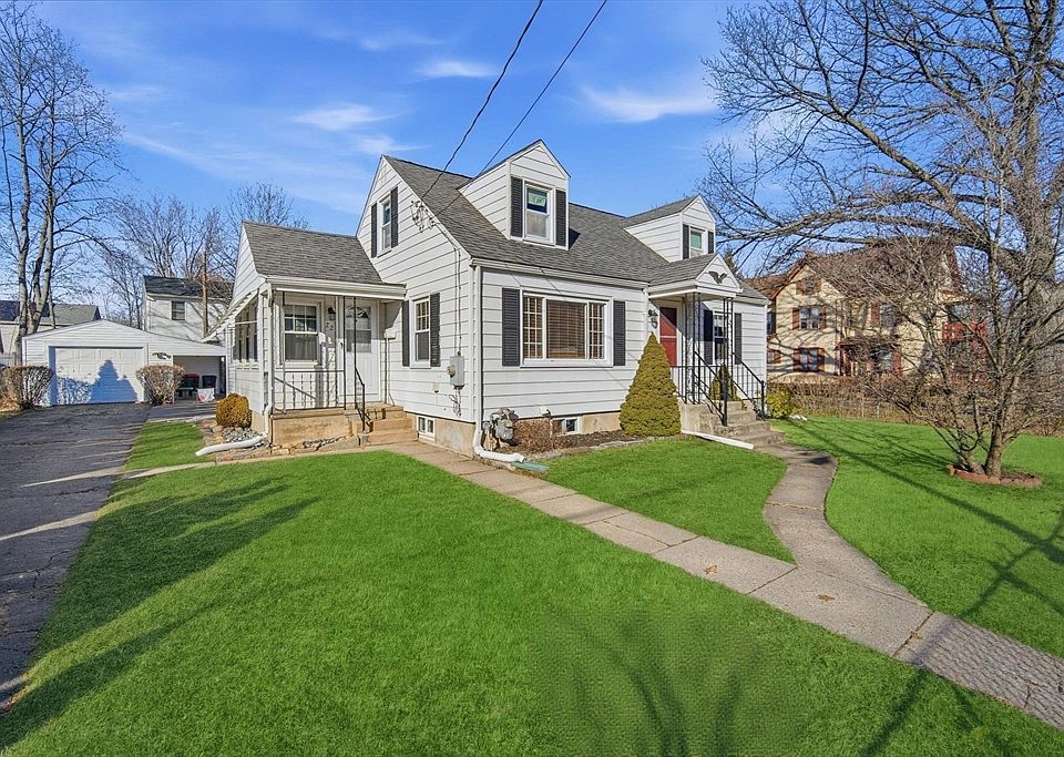 1st image of 22 Cooley St