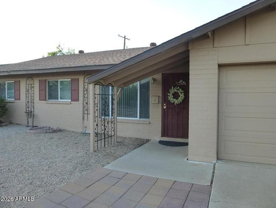 1st image of 946 E Loma Vista Dr