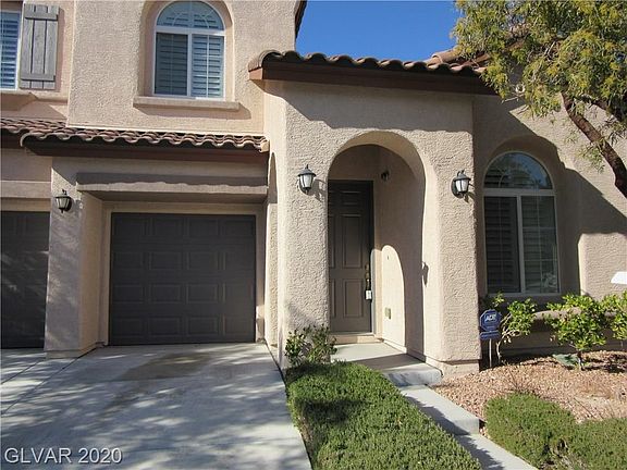 2nd image of 7641 Heavenly Peak St