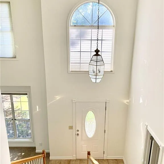 640 Suwanee Lakes Cir — Photo 2