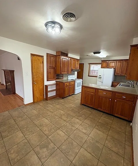 Dinning/Kitchen