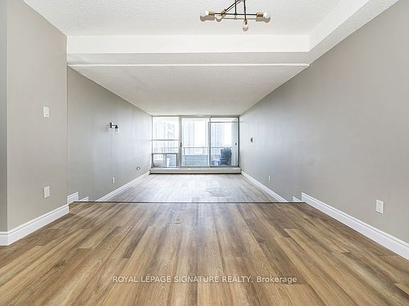 4th image of 4091 Sheppard Ave E #2007