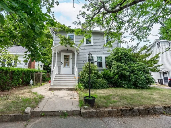 29 Lawrence Rd, Milton, MA 02186