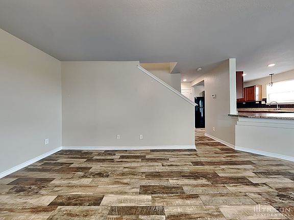 2nd image of 1311 Blue Jay Ct