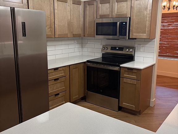 3rd image of 10173 E Cardiff Pl