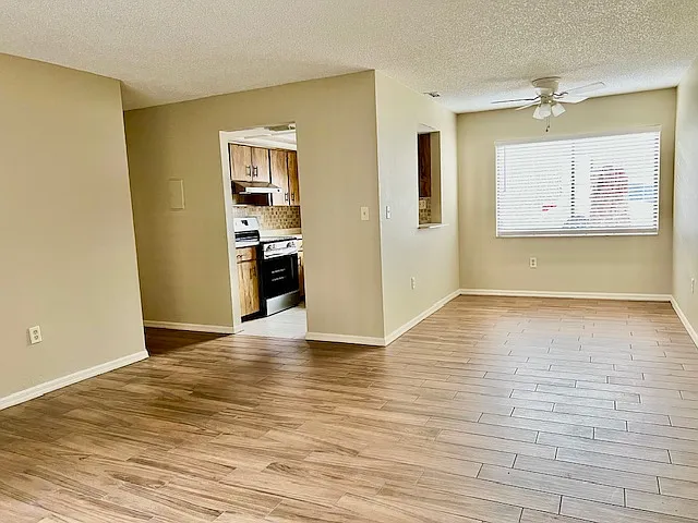 605 Avenue Q SE #605 — Photo 5