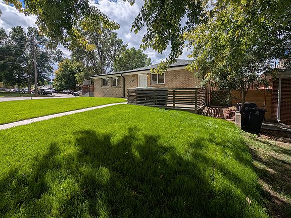 2nd image of 805 Forest St