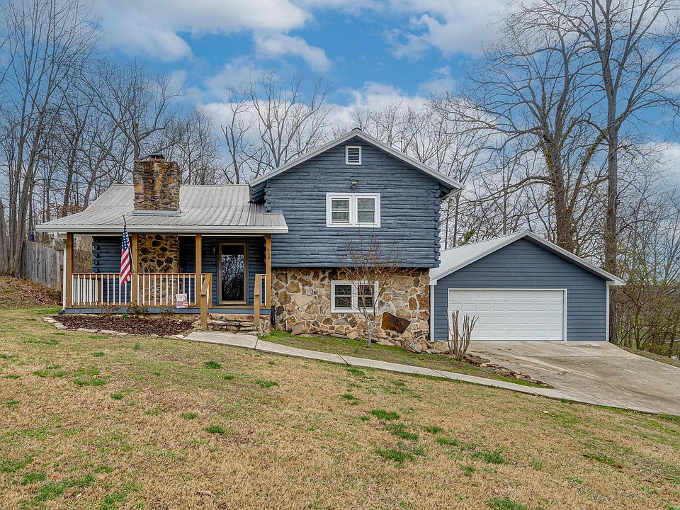 1st image of 359 Oakwood Cir NE