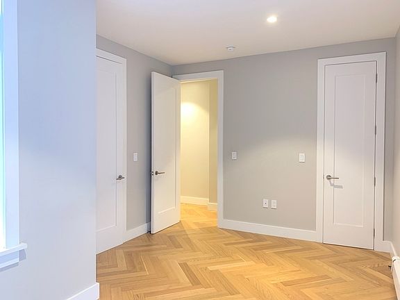 5th image of 379 Washington Ave APT 2C