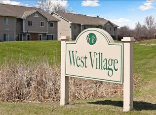 700 W Village Rd APT 106, Chanhassen, MN 55317