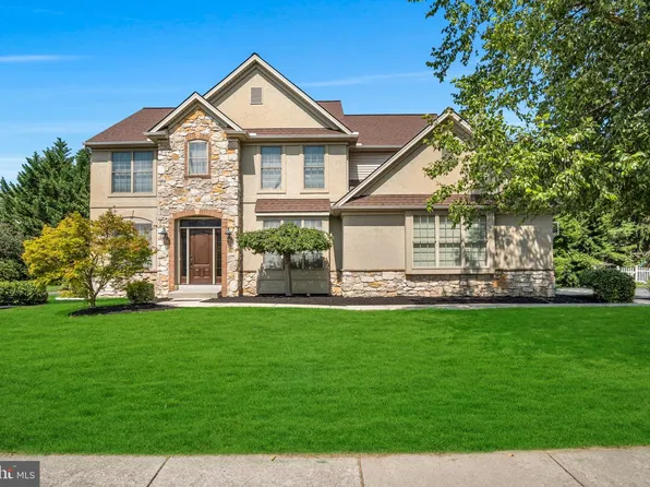 1135 Windsor Rd, Mechanicsburg, PA 17050
