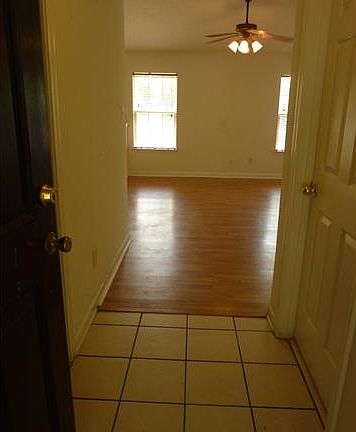 3rd image of 4912 Cornelia Dr