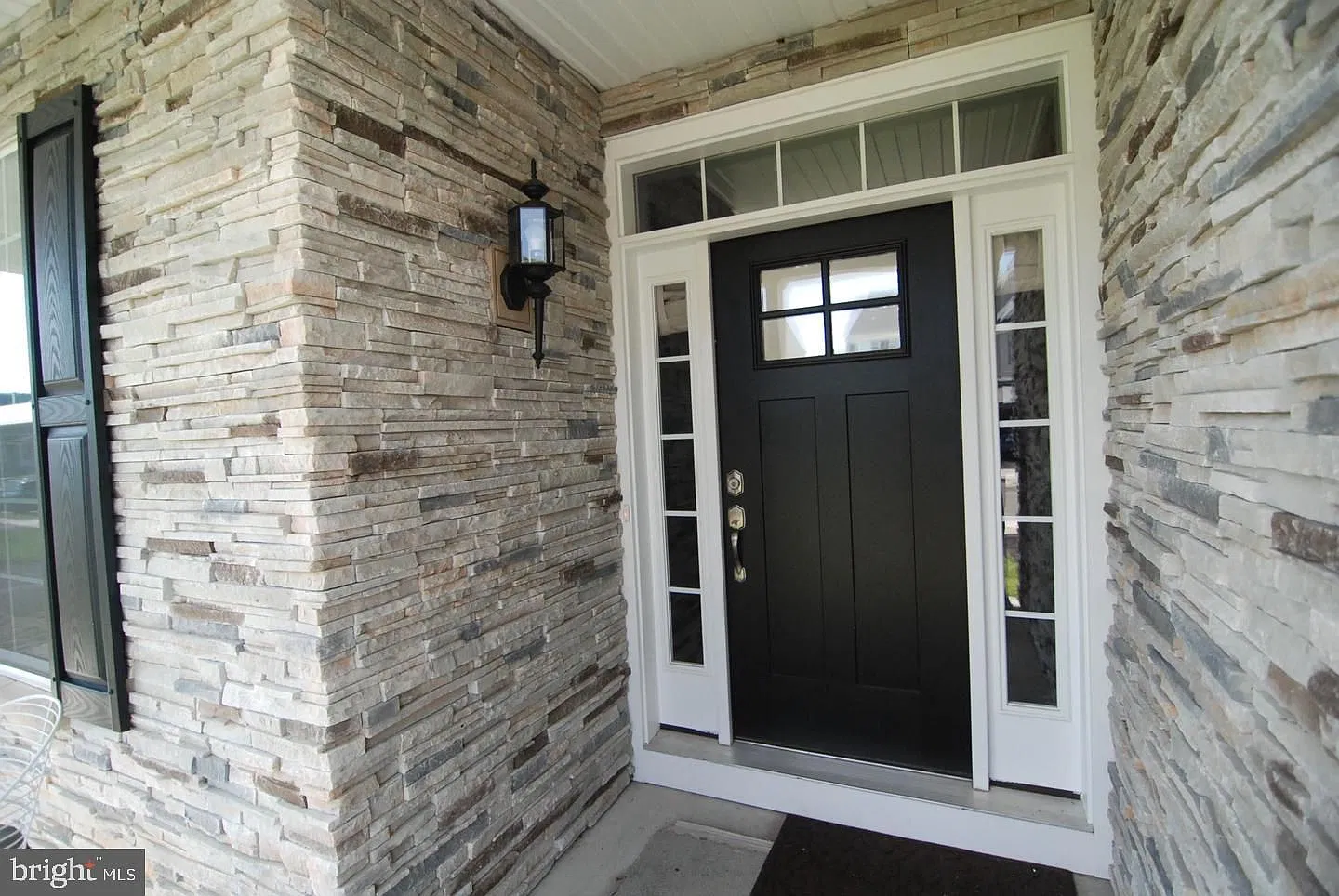 4 bed, 2.5 bath, 3665 sqft, $5,500 — Photo 3