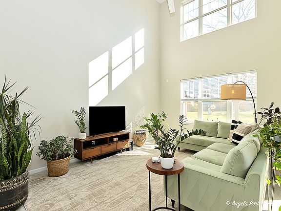 2nd image of 2845 Glacier Way Unit C