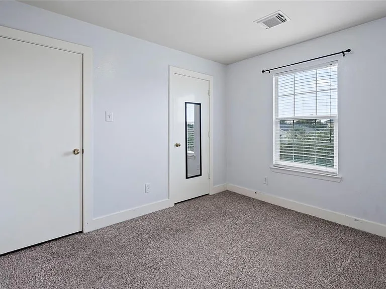 20729 Patriot Park Ln — Photo 17