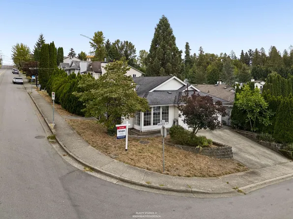11638 225th St, Maple Ridge, BC V2X 6E4