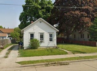 916 High St, Racine, WI 53402