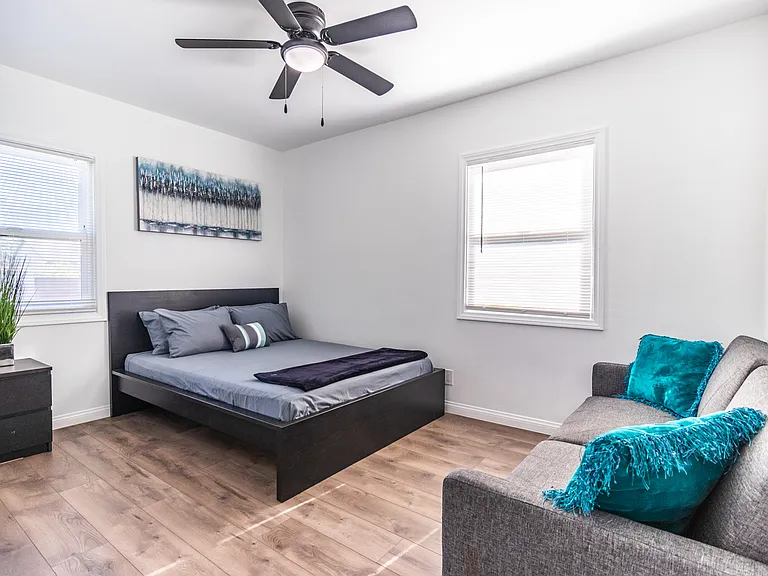 6010 Carpenter Ave — Photo 12