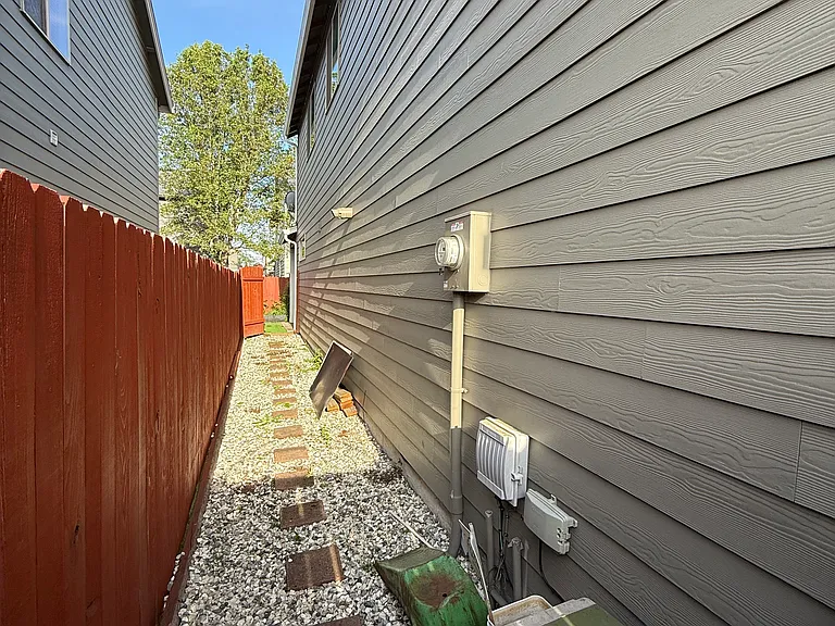 7709 NE 91st Ave — Photo 3