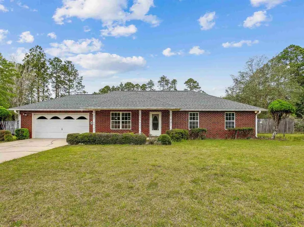 5674 Del Monte St, Milton, FL 32583