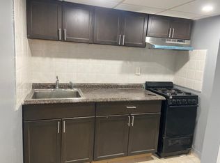 15 Rottkamp St, Valley Stream, NY 11580