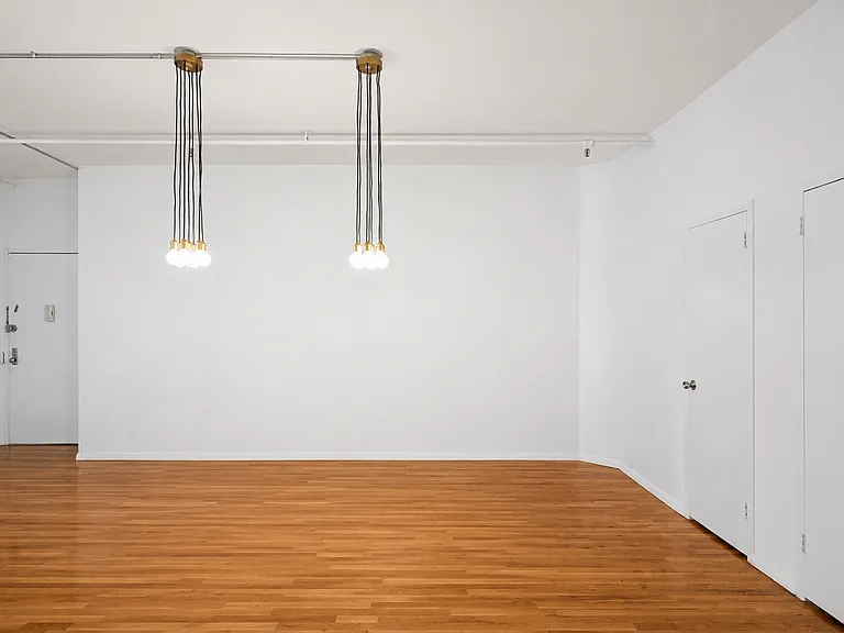 105 Wooster St #5E — Photo 3