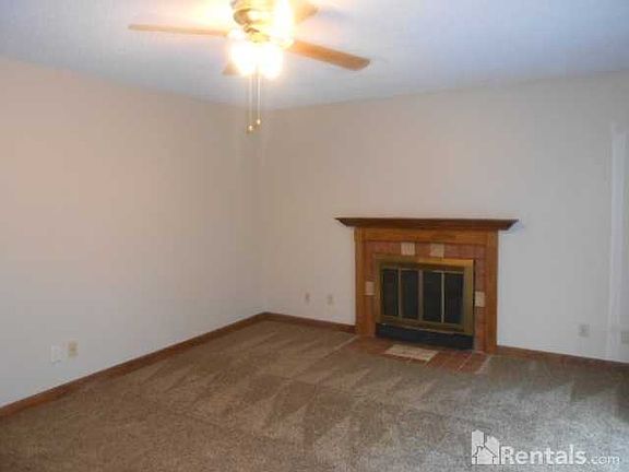 3rd image of 3317 Stadler Dr