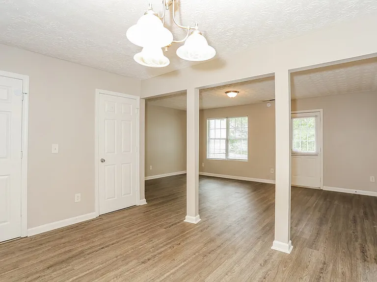 5621 Union Pointe Dr — Photo 7