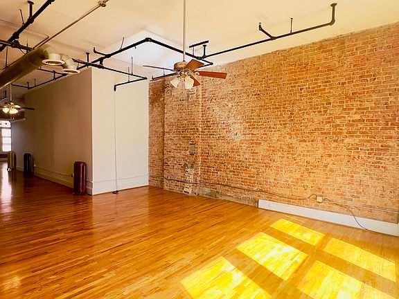 5th image of 215 Mitchell St SW #15
