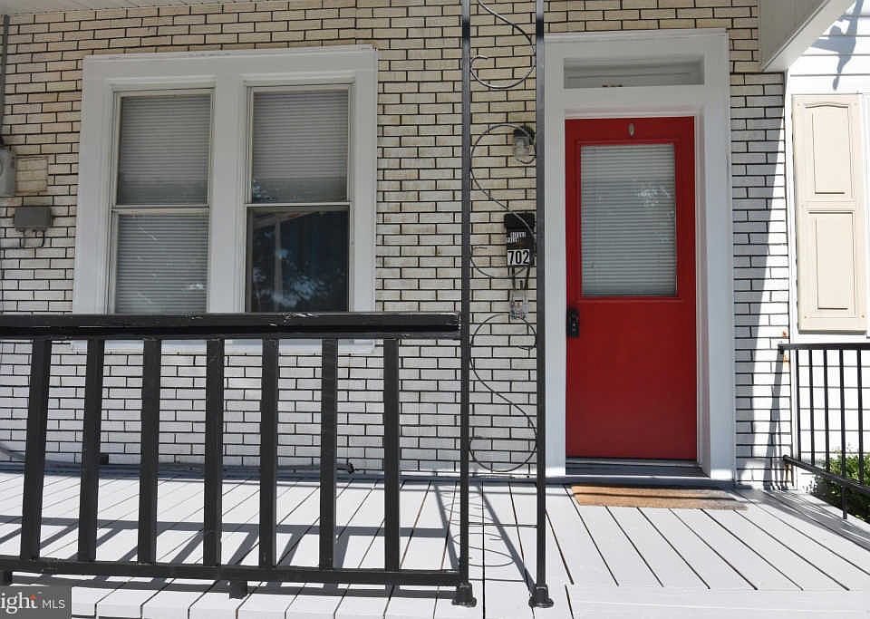 1st image of 702 N Warren St