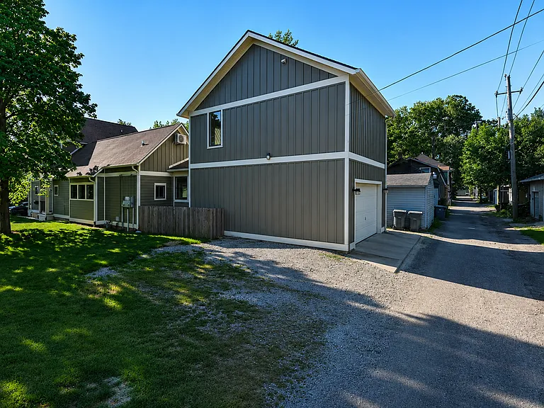1814 N Talbott St #B — Photo 9
