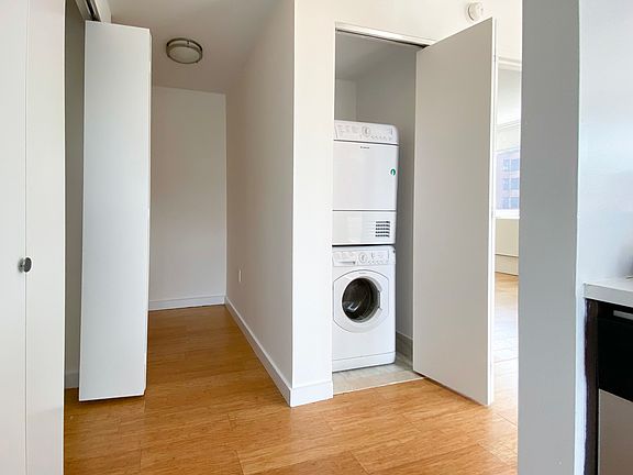 3rd image of 310 E 2nd St APT 2E