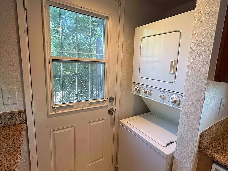 5609 Odea Dr #C — Photo 20
