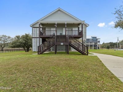1478 N Beach Blvd, Bay Saint Louis, MS, 39520