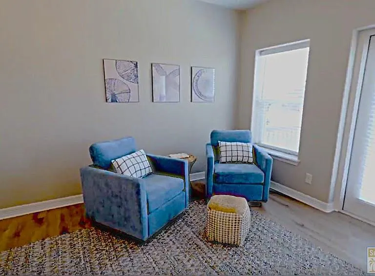 120 E Sunset Dr — Photo 34