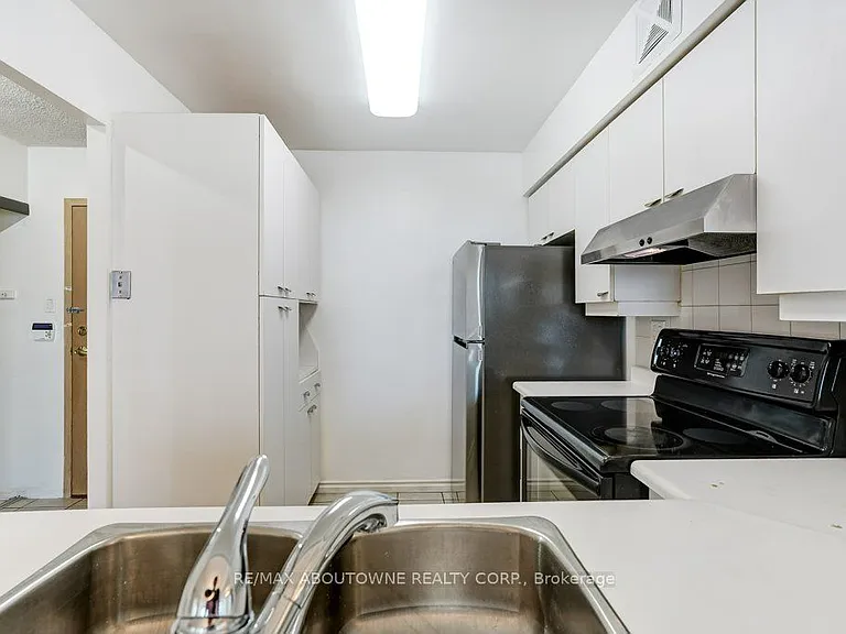 55 Elm Dr W #1007 — Photo 12