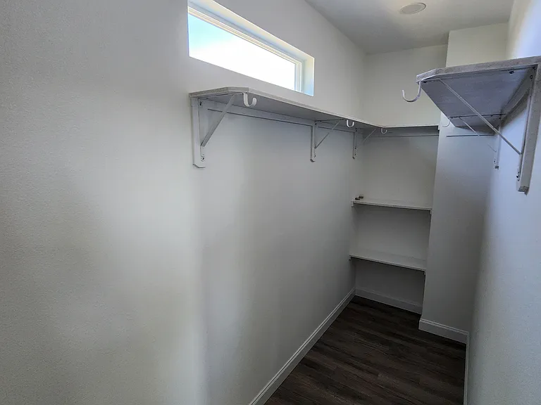 3626 Sunbeam St — Photo 17