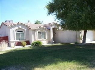 7452 N Carnegie Ave, Fresno, CA 93722