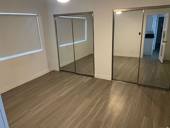 4th image of 1284 Havenhurst Dr #105