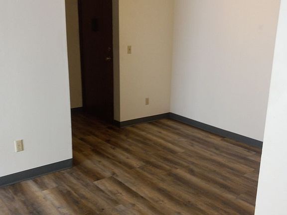 2nd image of 817-821 36th Ave S #821-11
