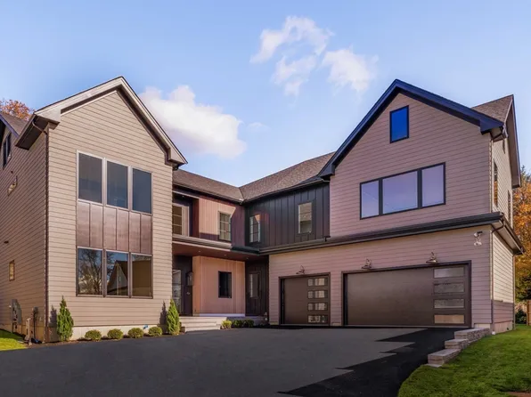 25 White Ave, Newton, MA 02459