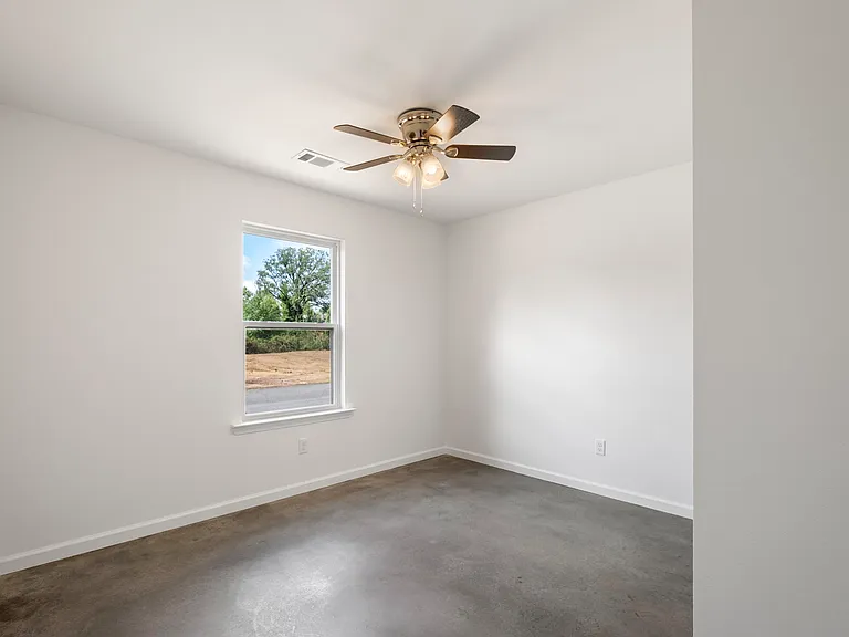 715 Supreme Ct — Photo 17