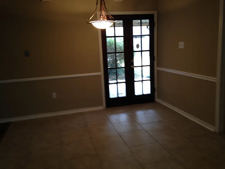 5423 Stonewall Dr — Photo 8