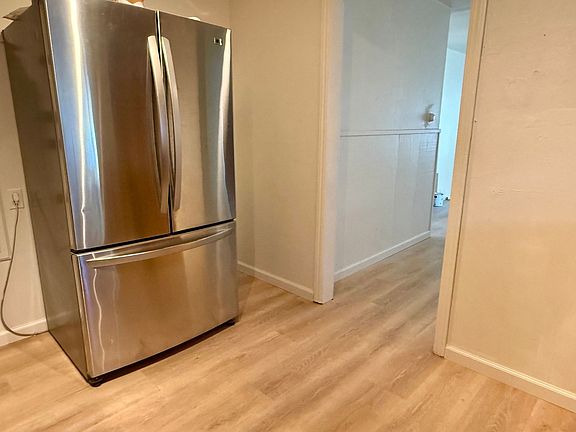 4th image of 540 5th St