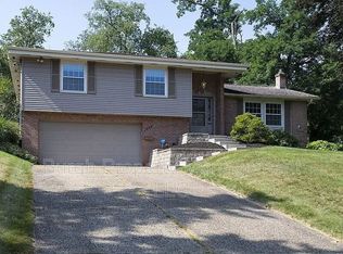 1248 Satellite Cir, Pittsburgh, PA 15241