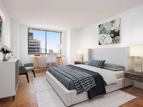 429 East 52nd Street image 2 of 14