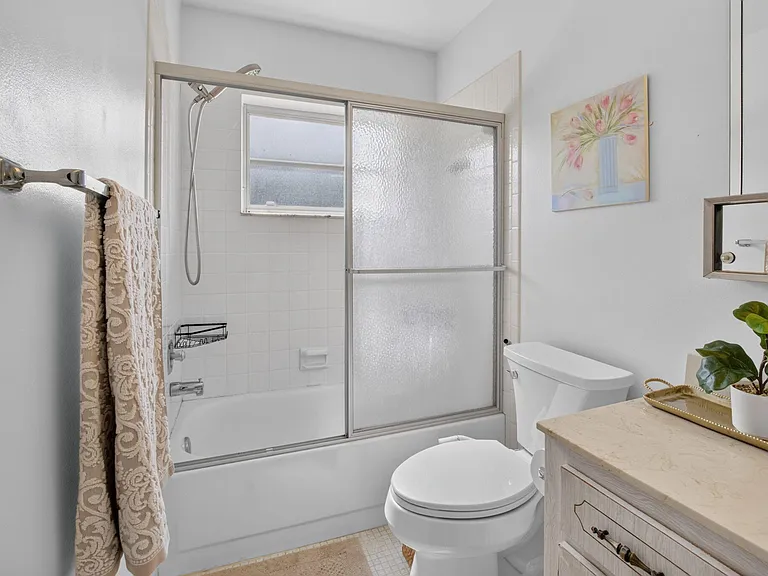 5037 Lakefront Blvd #A — Photo 26