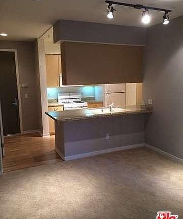 5th image of 1540 6th St APT 209